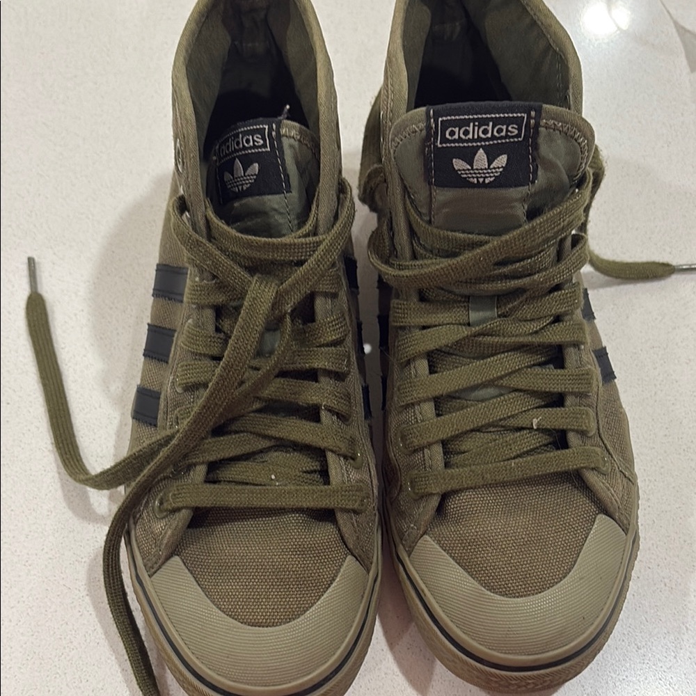 Men’s Adidas Nizza high top